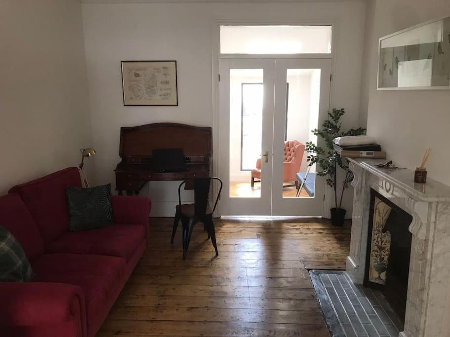 Large Newly Refurbished House Close To Harbour Casa de férias *